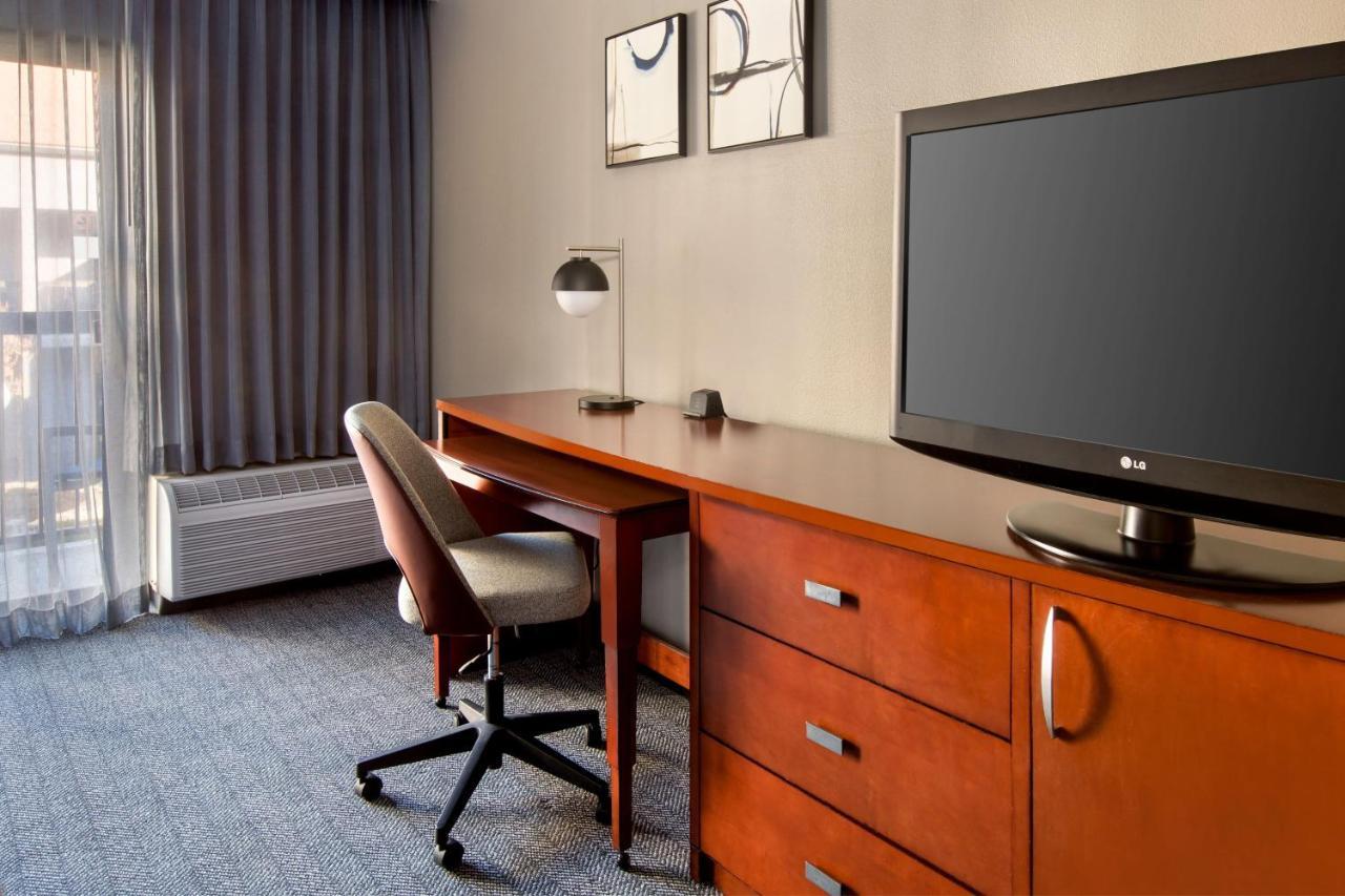 Courtyard By Marriott Tarrytown Westchester County Buitenkant foto