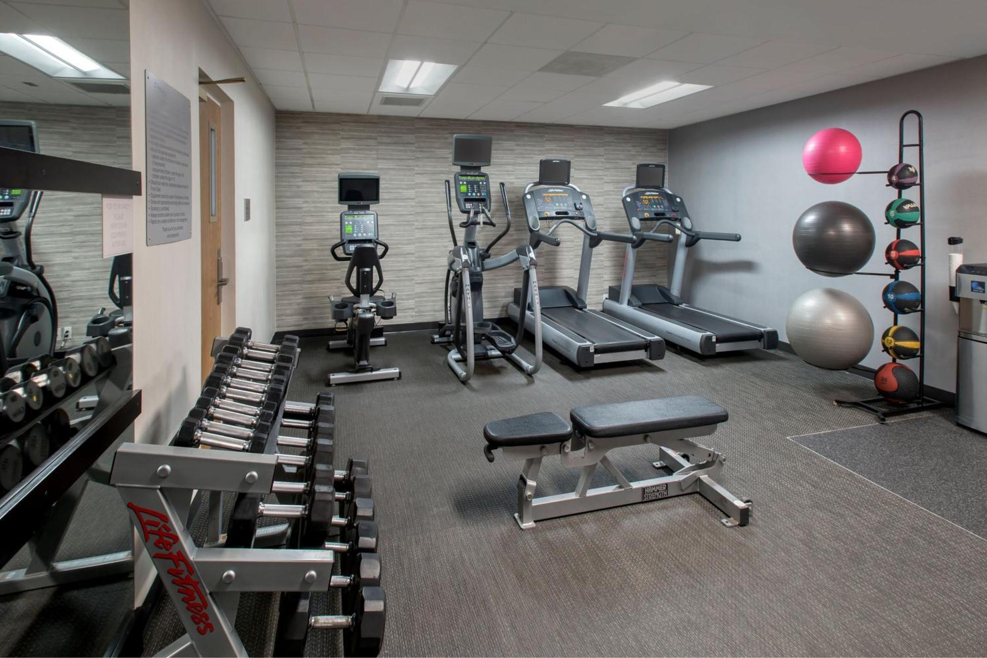 Courtyard By Marriott Tarrytown Westchester County Buitenkant foto